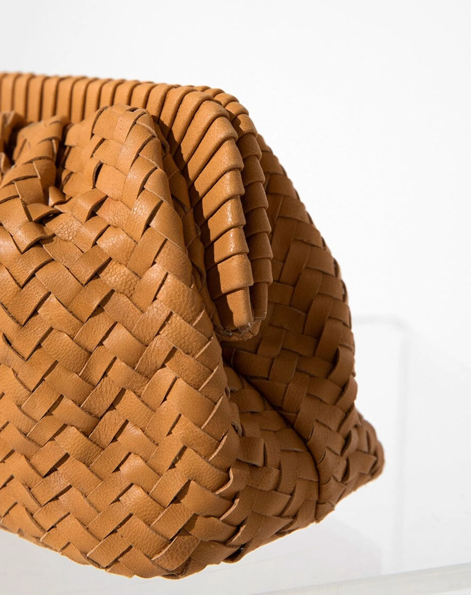 Cleobella Handbags-Rocco Woven Clutchcamel
